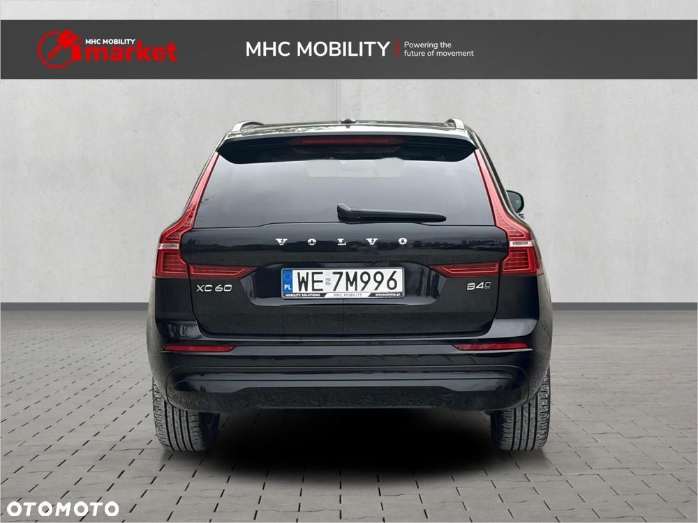Volvo XC 60 B4 D AWD Core - 4