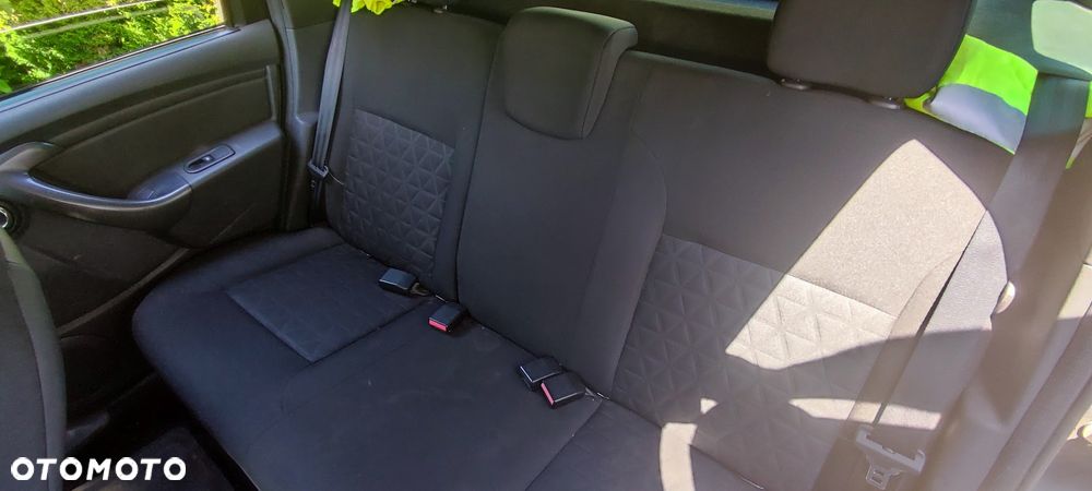 Dacia Duster 1.5 dCi Prestige - 13