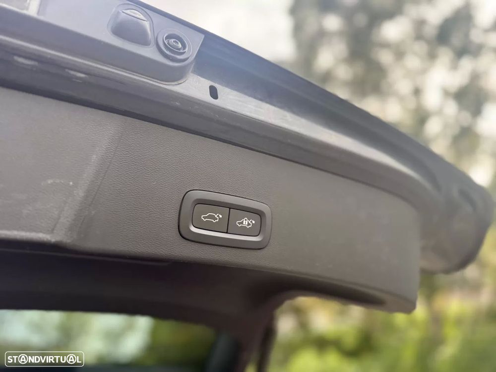 Volvo XC 40 1.5 T4 PHEV Core - 13