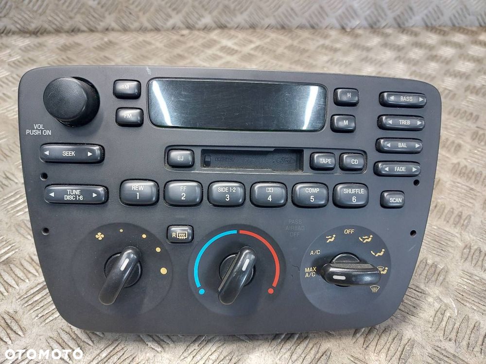 RADIO ODTWARZACZ + PANEL NAWIEWU FORD TAURUS IV - 1