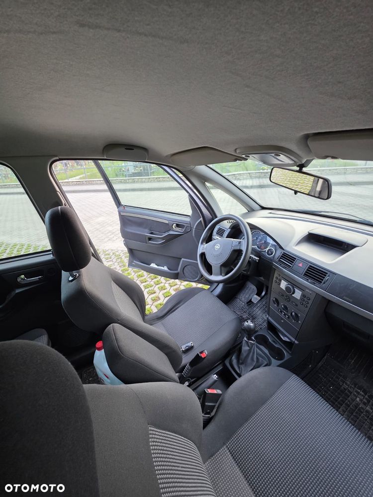 Opel Meriva - 25
