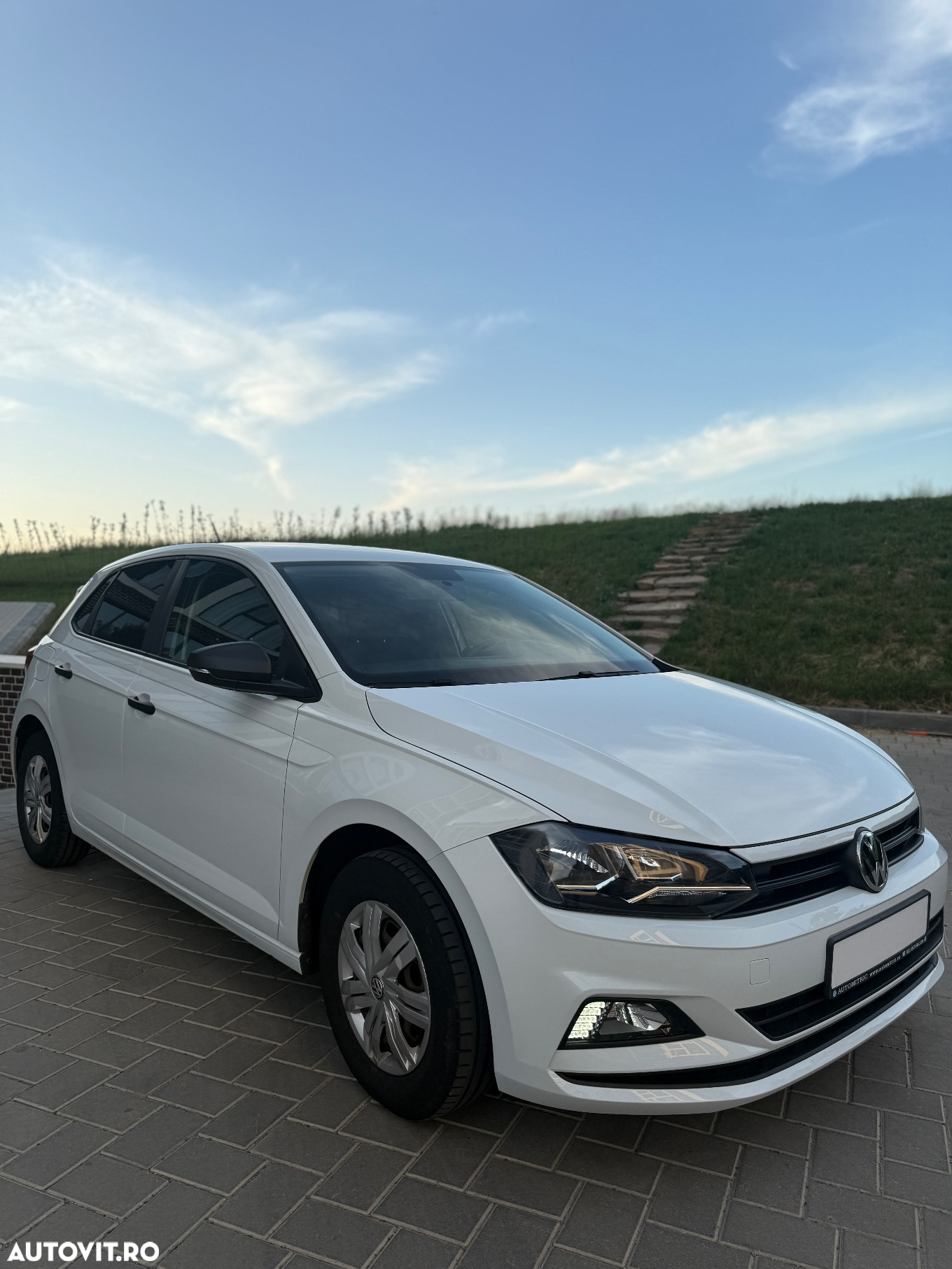Volkswagen Polo 1.0 Trendline - 8