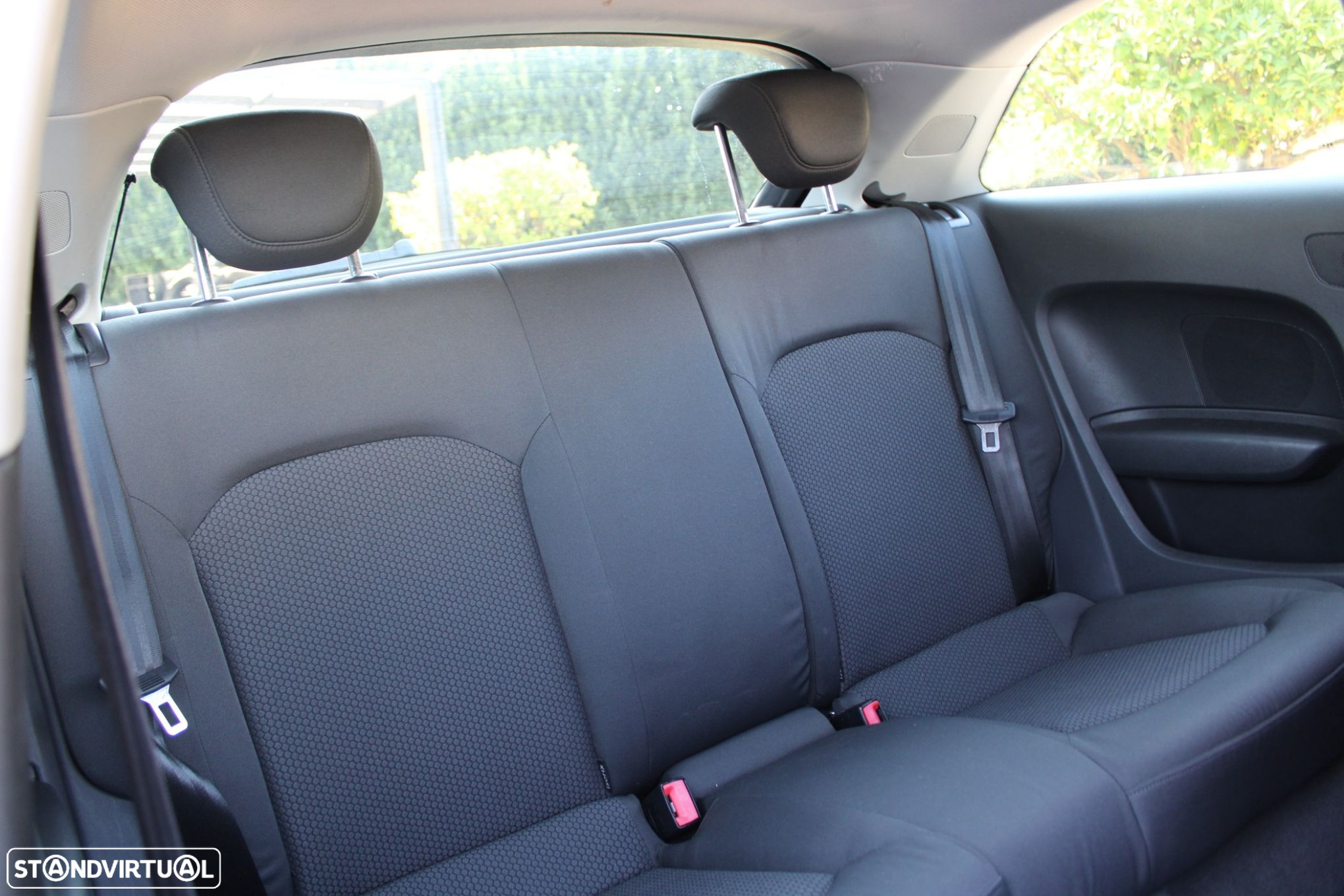 Audi A1 1.6 TDI Advance - 24