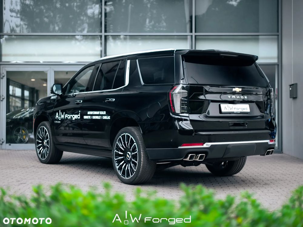 Chevrolet Tahoe - 11