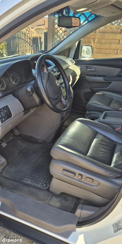 Honda Odyssey 3.5 EX - 13