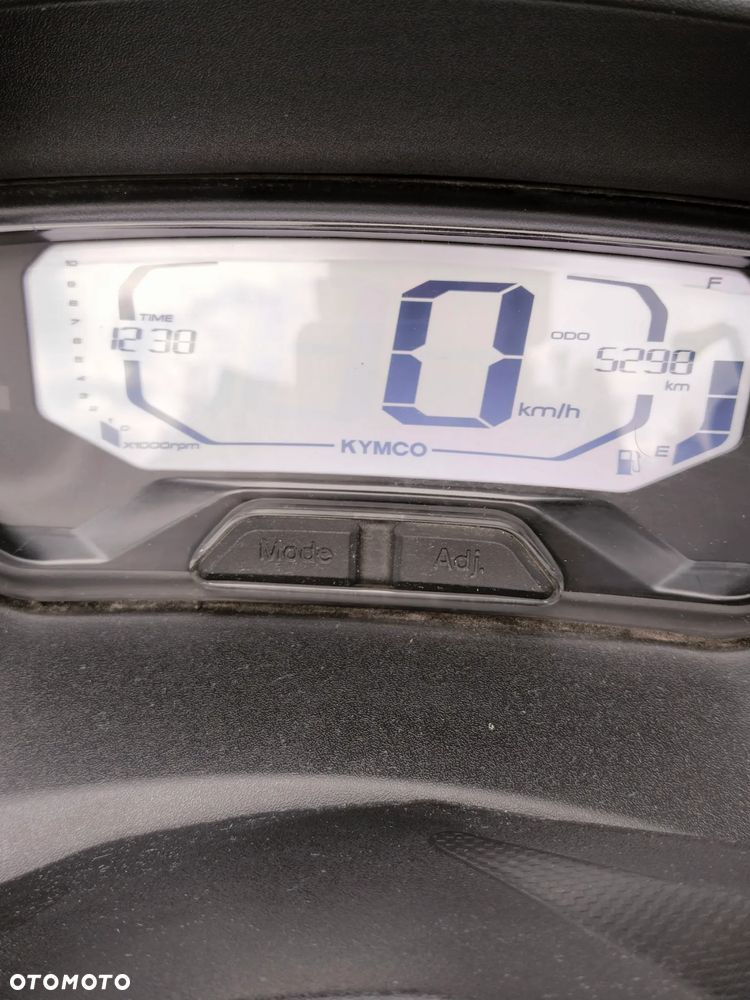 Kymco Skytown - 8