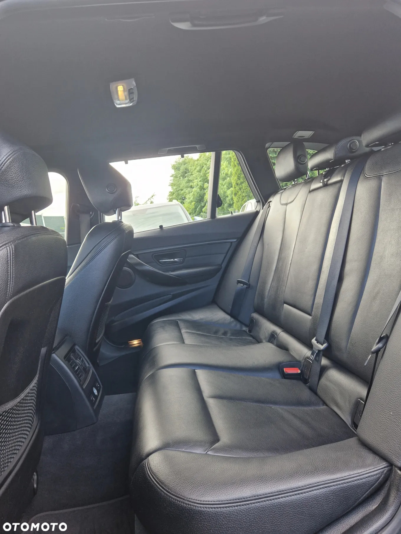 BMW Seria 3 330d xDrive M Sport EU6 - 18