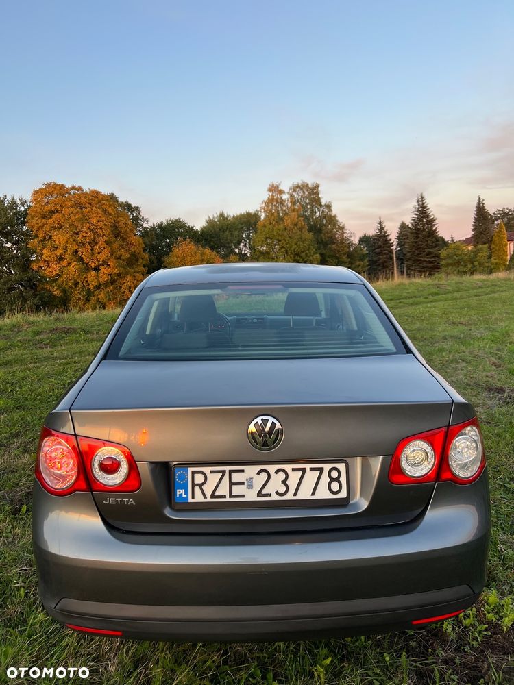 Volkswagen Jetta 1.4 TSI DSG Comfortline - 5