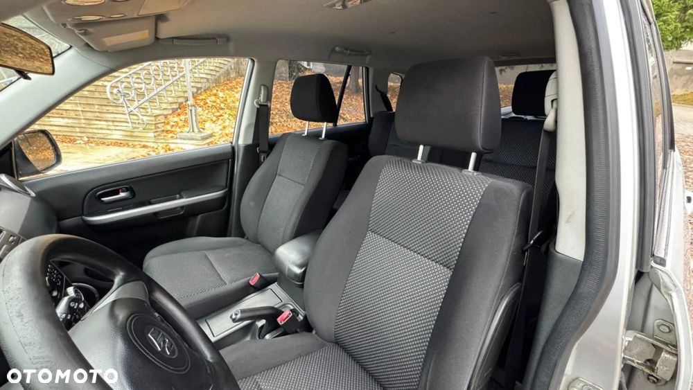 Suzuki Grand Vitara - 5