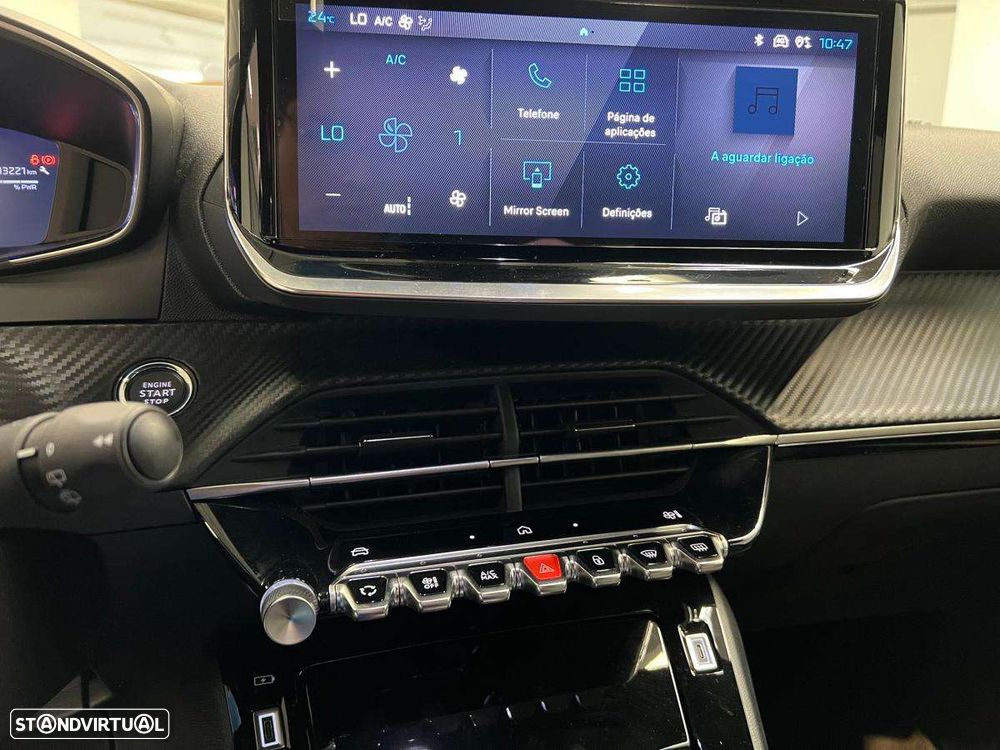 Peugeot 2008 - 7