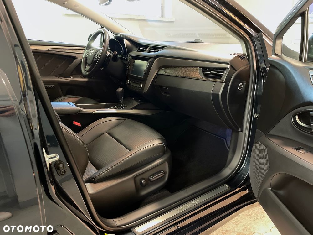 Toyota Avensis 2.0 Prestige MS - 20