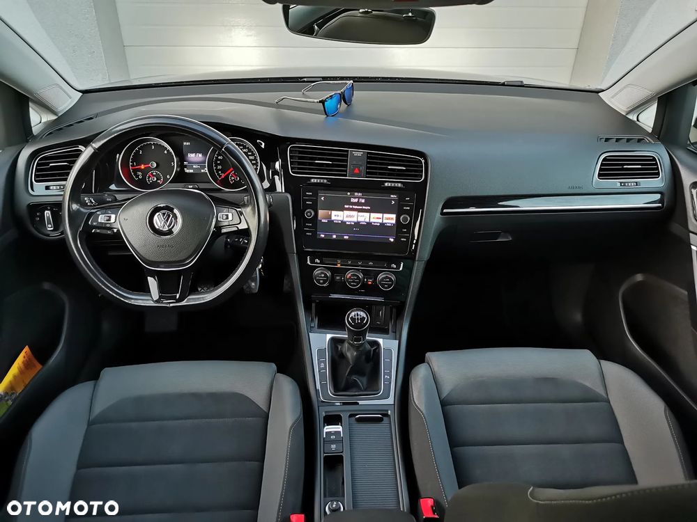 Volkswagen Golf 1.6 TDI BMT Highline - 10