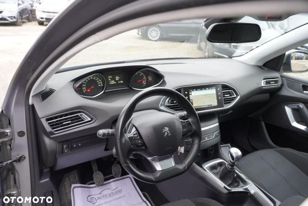 Peugeot 308 BlueHDi 120 Stop & Start Business-Line - 9