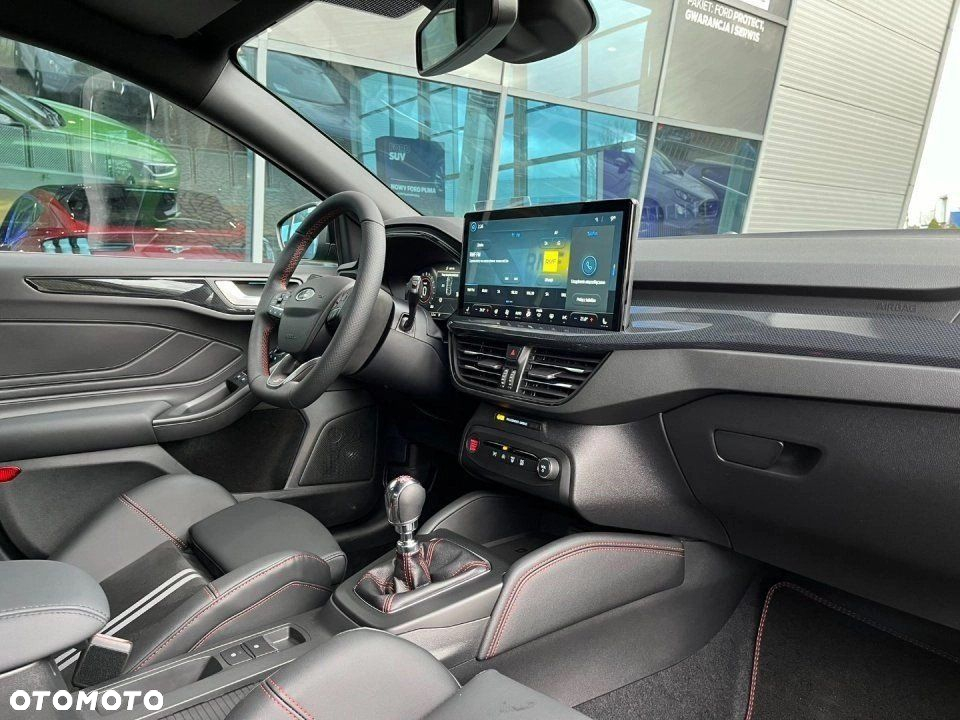 Ford Focus - 13