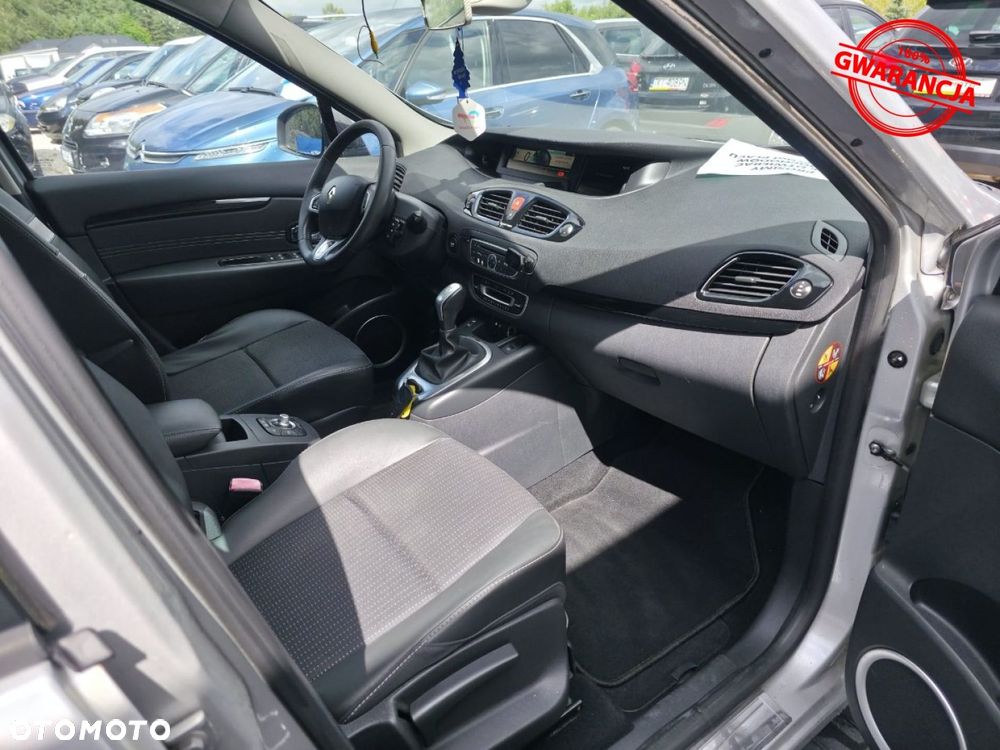 Renault Scenic dCi 110 EDC Paris - 23