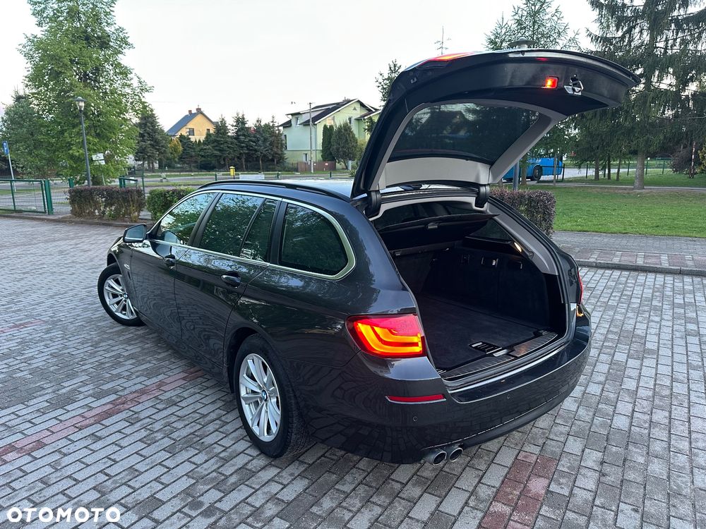 BMW Seria 5 520d - 14