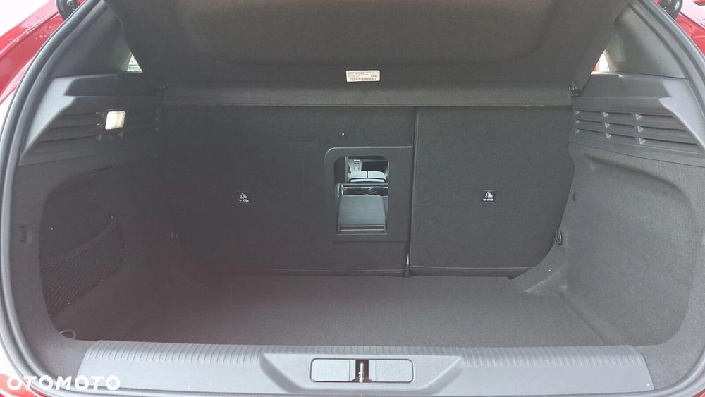Peugeot 308 1.2 mHEV GT Exclusive S&S e-DCS6 - 11