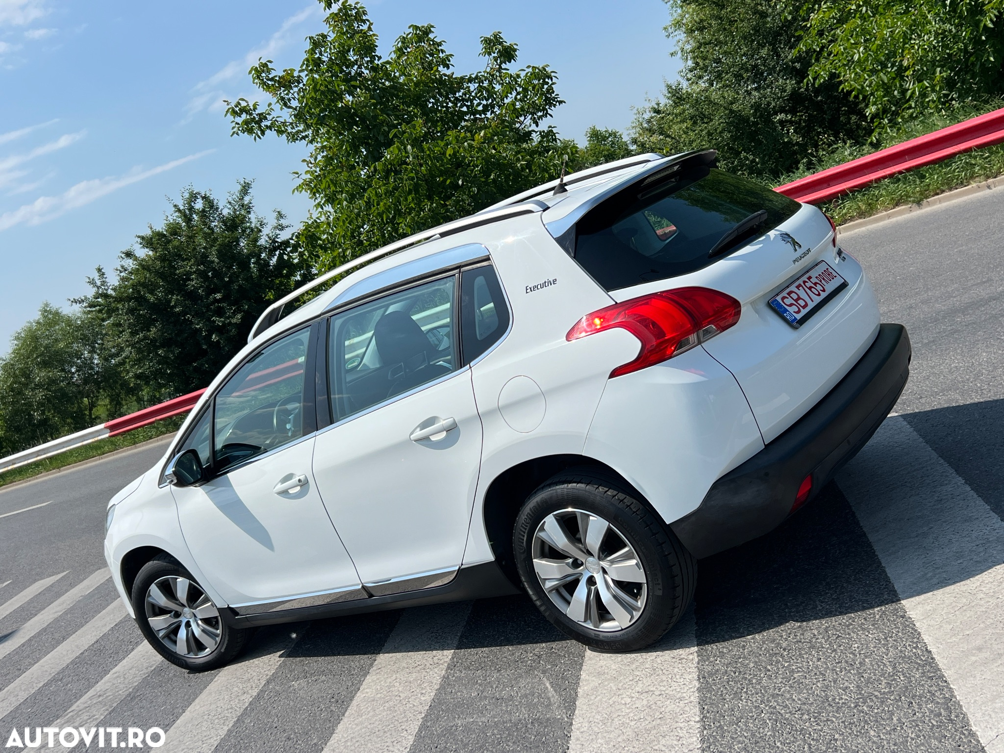 Peugeot 2008 BlueHDi FAP 120 STOP & START Crossway - 3