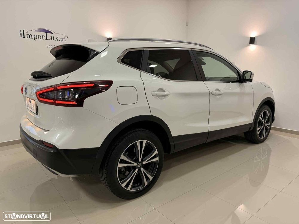 Nissan Qashqai 1.3 DIG-T N-Connecta - 2