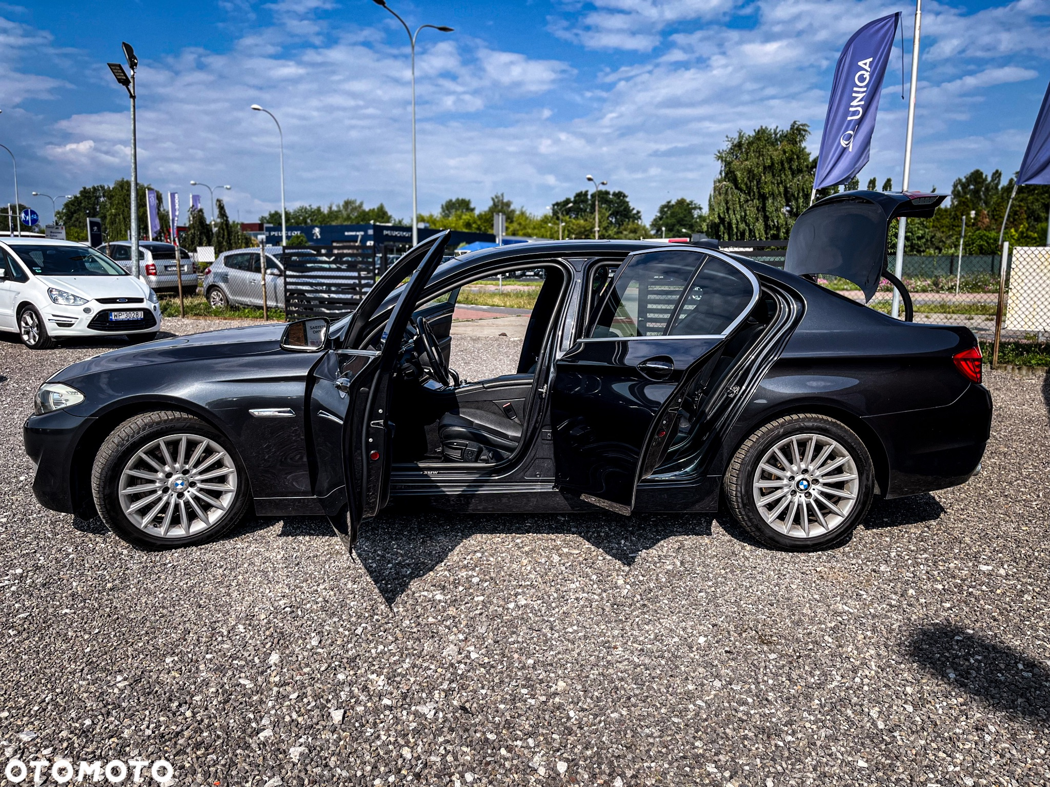 BMW Seria 5 525d Sport-Aut - 12