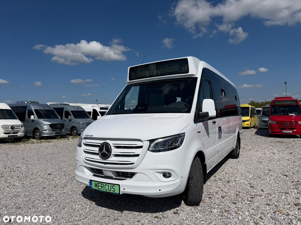 Mercedes-Benz eSprinter - 12
