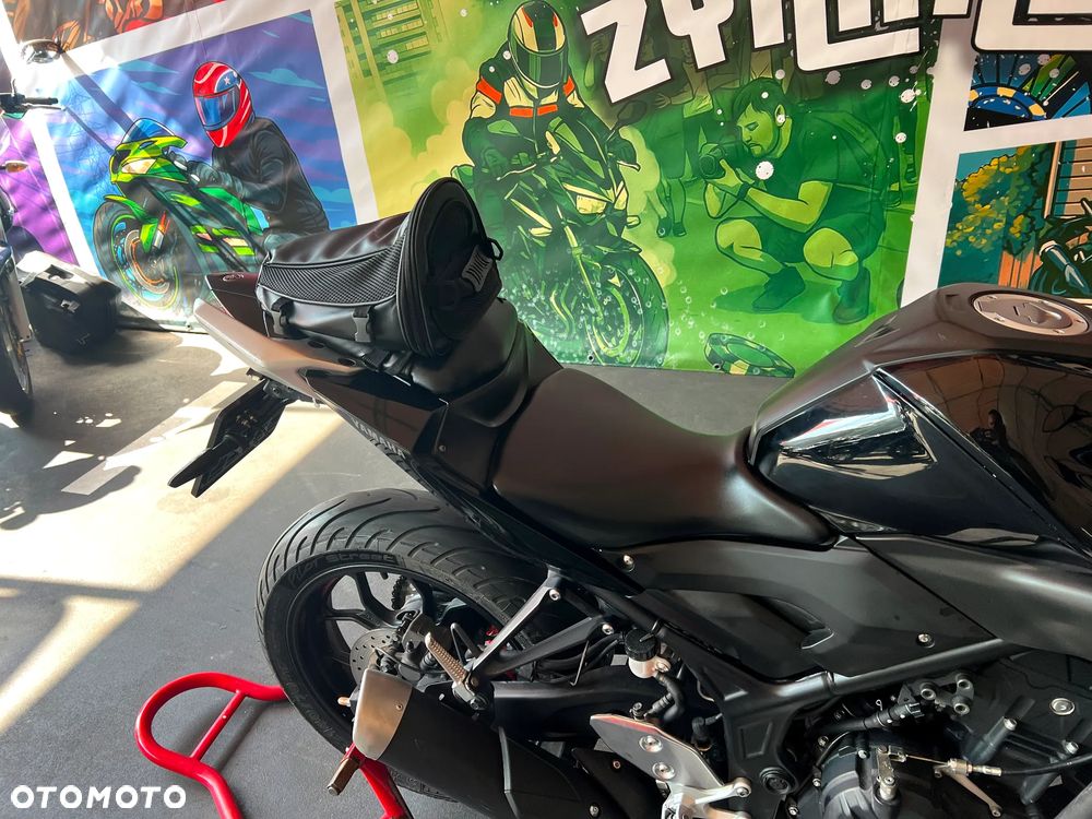 Yamaha MT - 9