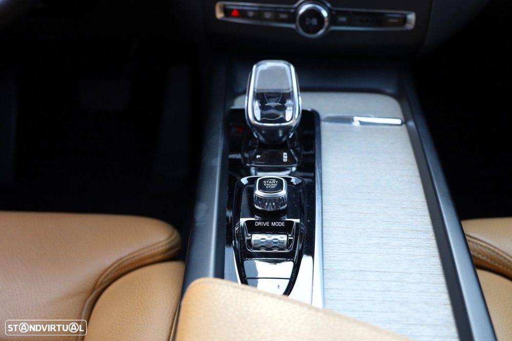 Volvo XC 60 2.0 T8 PHEV Inscription AWD - 21