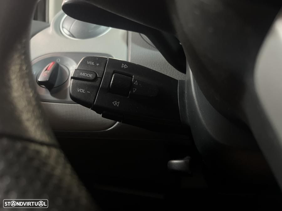 SEAT Ibiza 1.2 12V Reference - 17