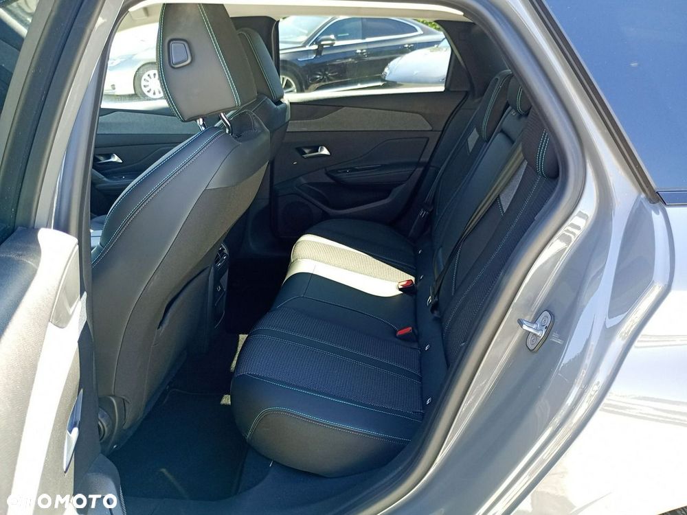 Peugeot 308 1.5 BlueHDi Allure Pack S&S EAT8 - 23