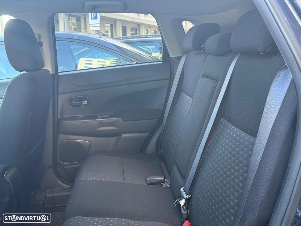 Mitsubishi ASX 1.8 DI-D Instyle NAVI - 7