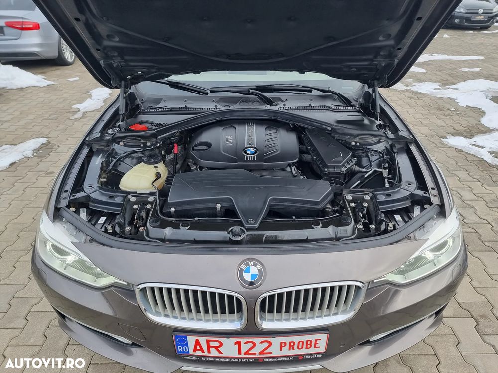 BMW Seria 3 320d Aut. Modern Line - 35