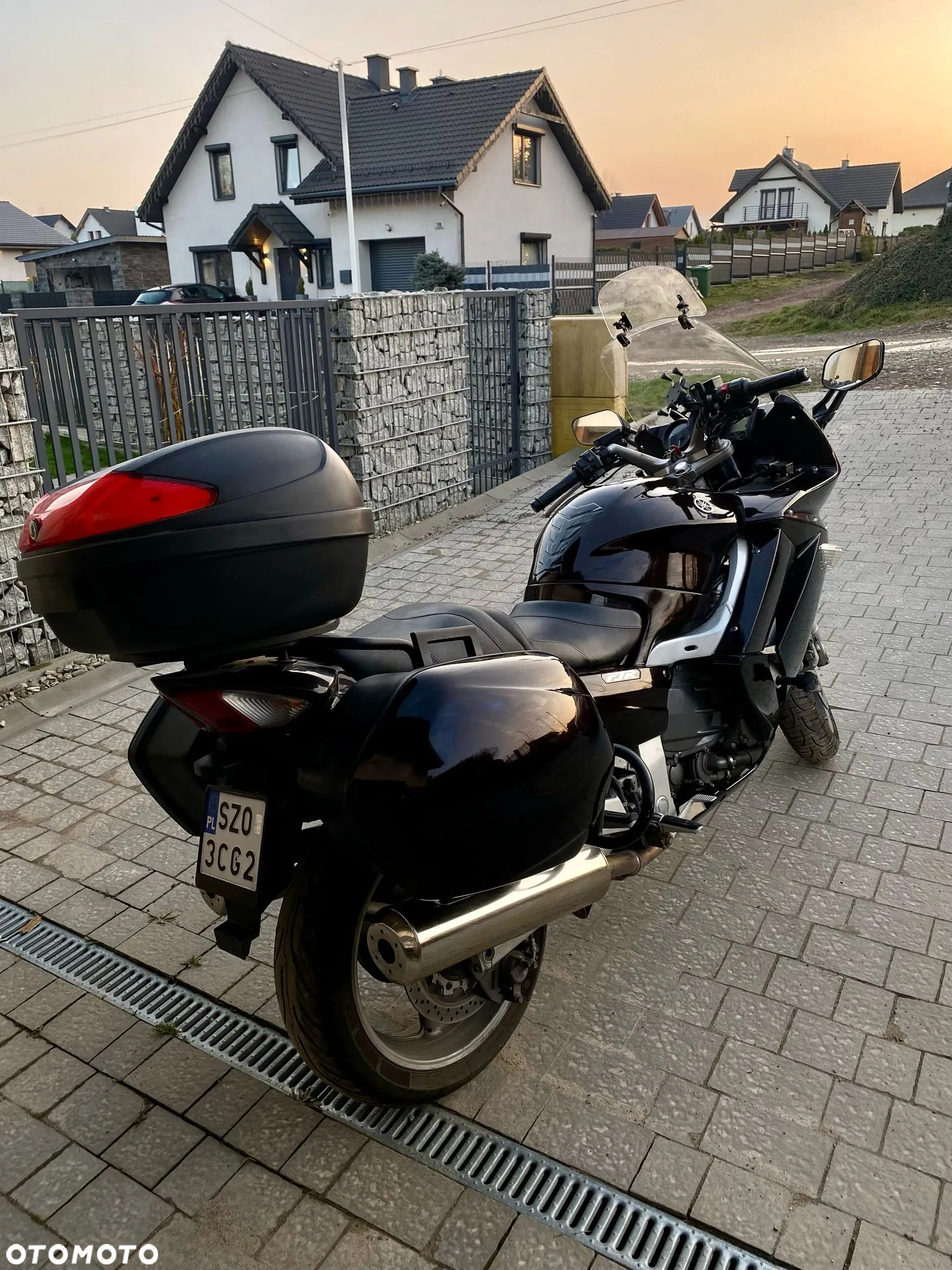 Yamaha FJR - 3