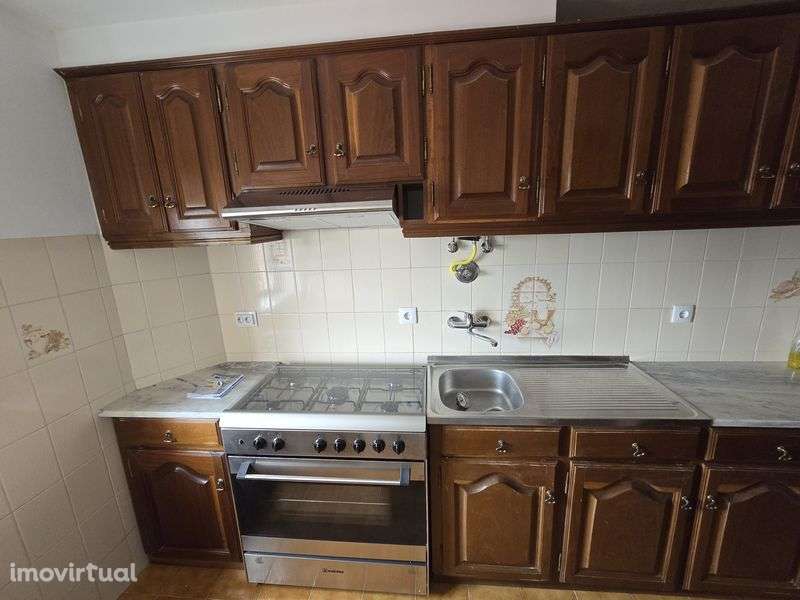 Alugo apartamento t2 - oliveira do Hospital - Grande imagem: 4/9