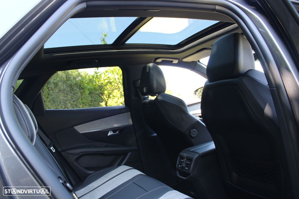 Peugeot 3008 1.6 Hybrid4 GT e-EAT8 - 31
