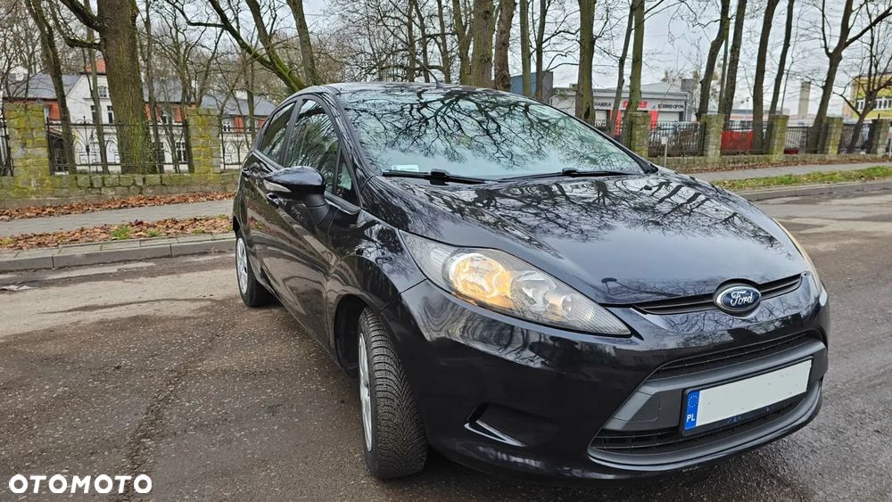 Ford Fiesta - 2
