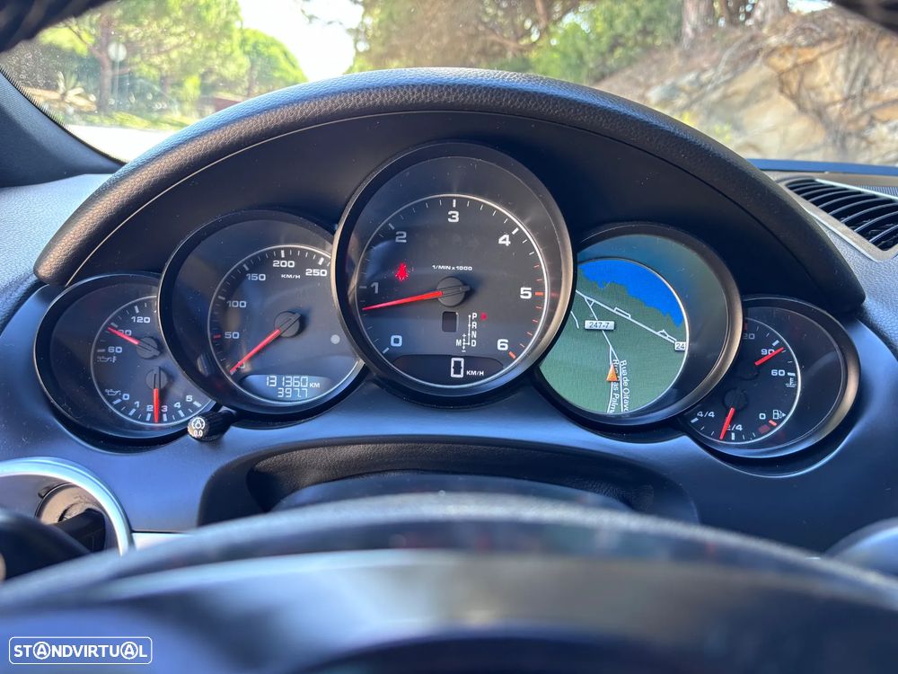 Porsche Cayenne 3.0 V6 - 16