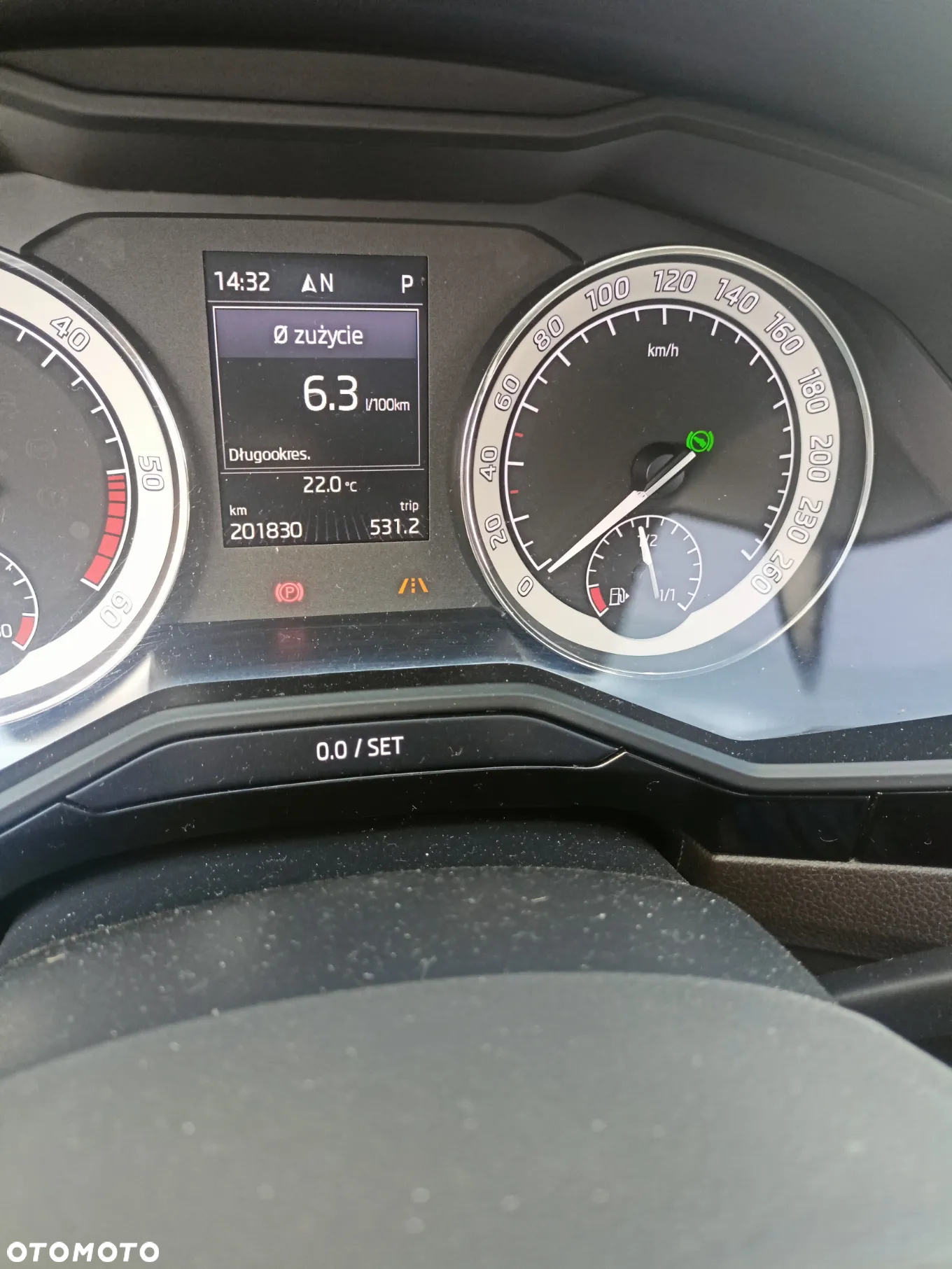 Skoda Superb 2.0 TDI L&K DSG - 6