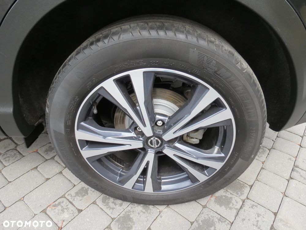 Nissan Qashqai 1.3 DIG-T DCT ZAMA - 19