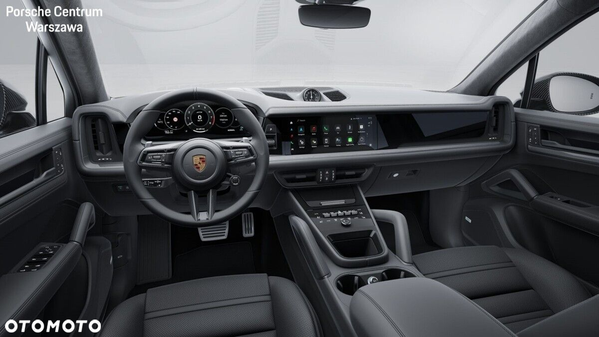 Porsche Cayenne GTS - 5