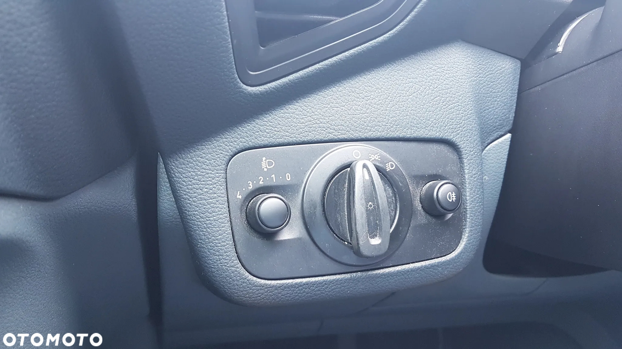 Ford Grand C-MAX - 19