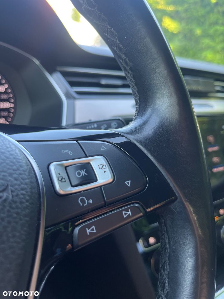 Volkswagen Passat - 7