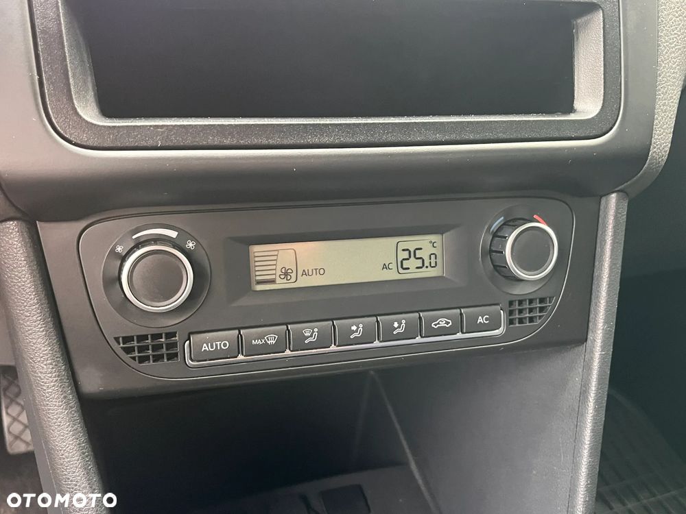 Volkswagen Polo 1.2 MATCH - 25