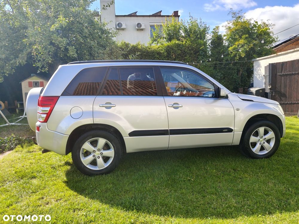 Suzuki Grand Vitara - 2