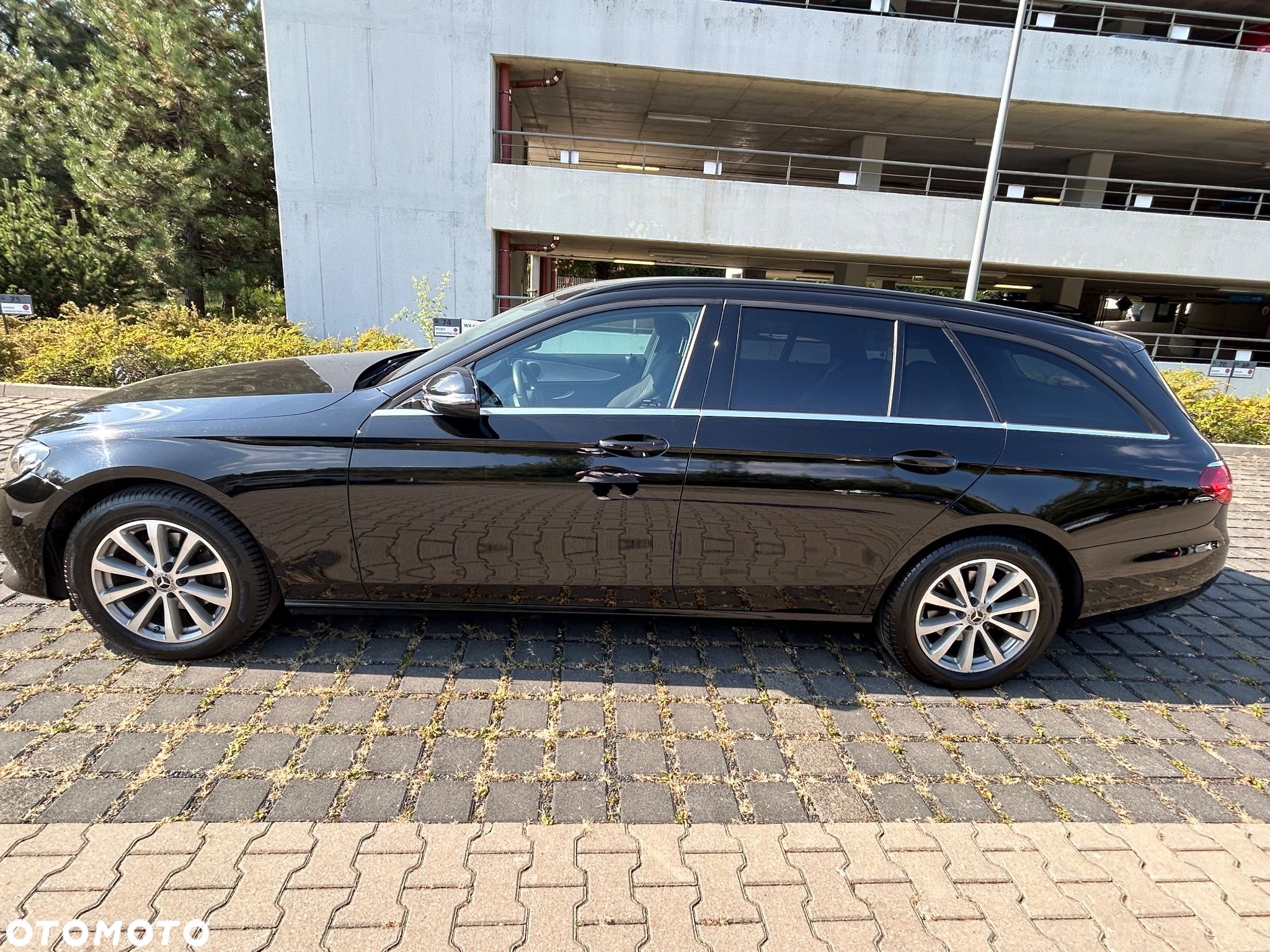 Mercedes-Benz Klasa E 220 d Business Edition 9G-TRONIC - 1