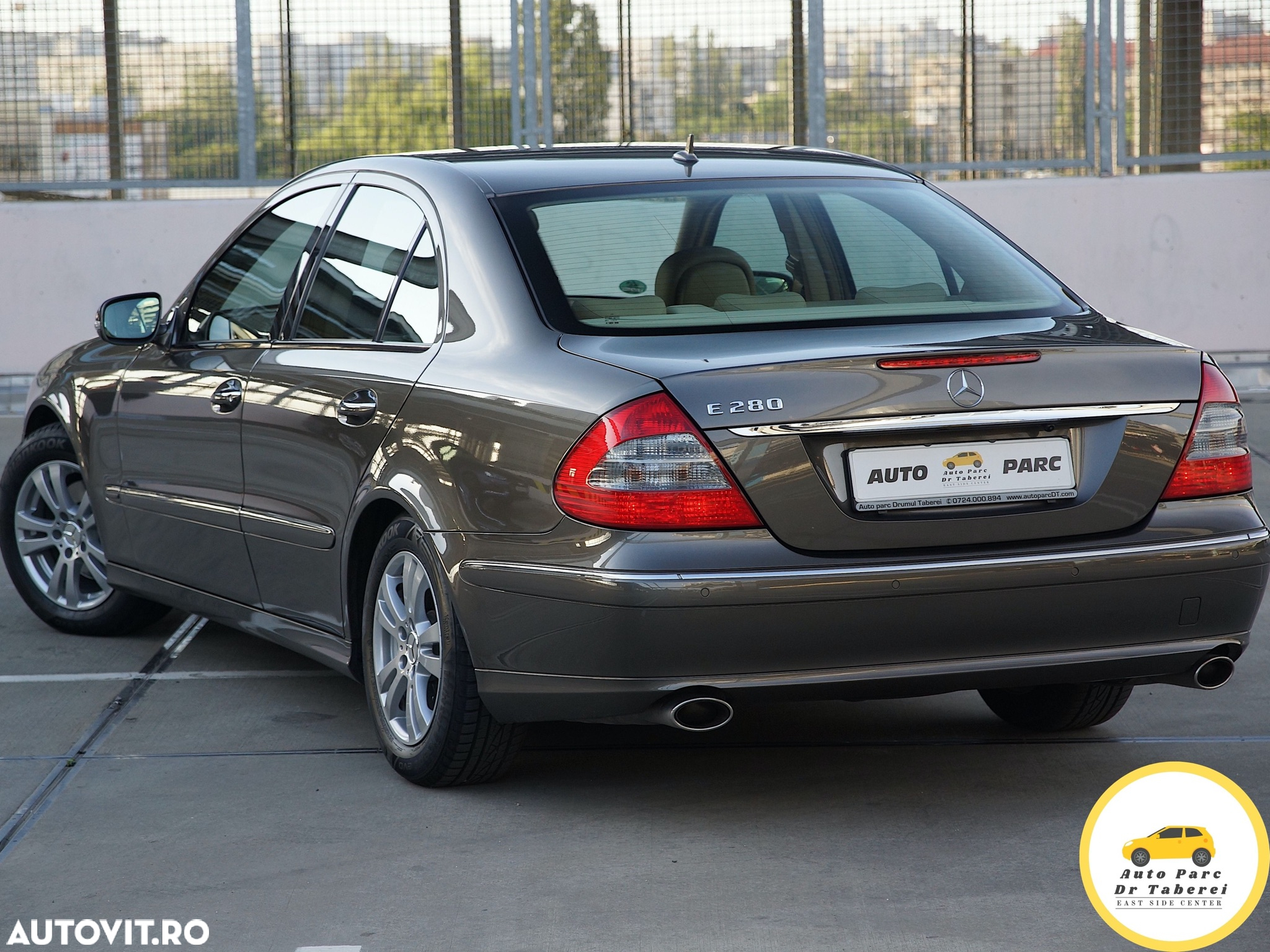Mercedes-Benz E 280 7G-TRONIC Elegance BusinessEDITION - 9