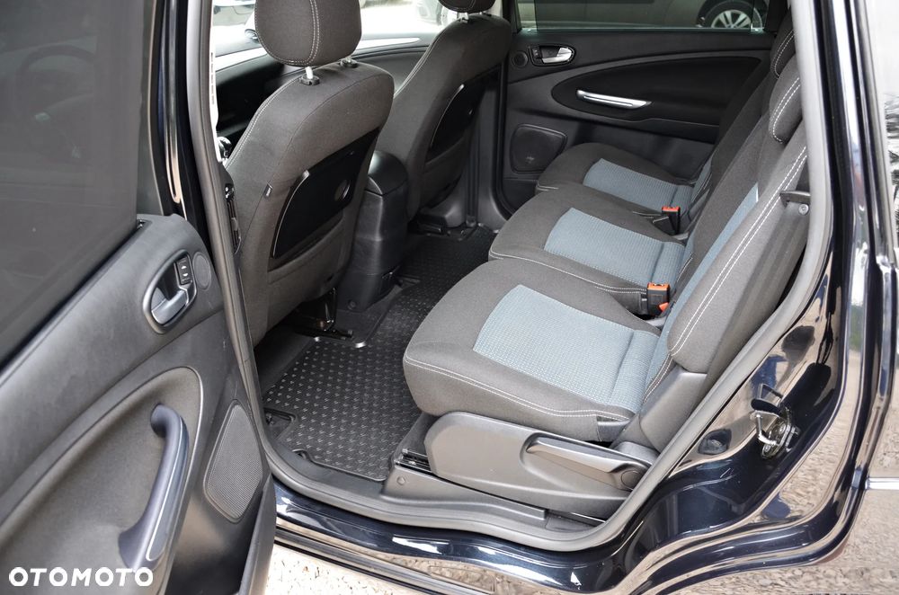 Ford S-Max 2.0 TDCi DPF Business Edition - 30