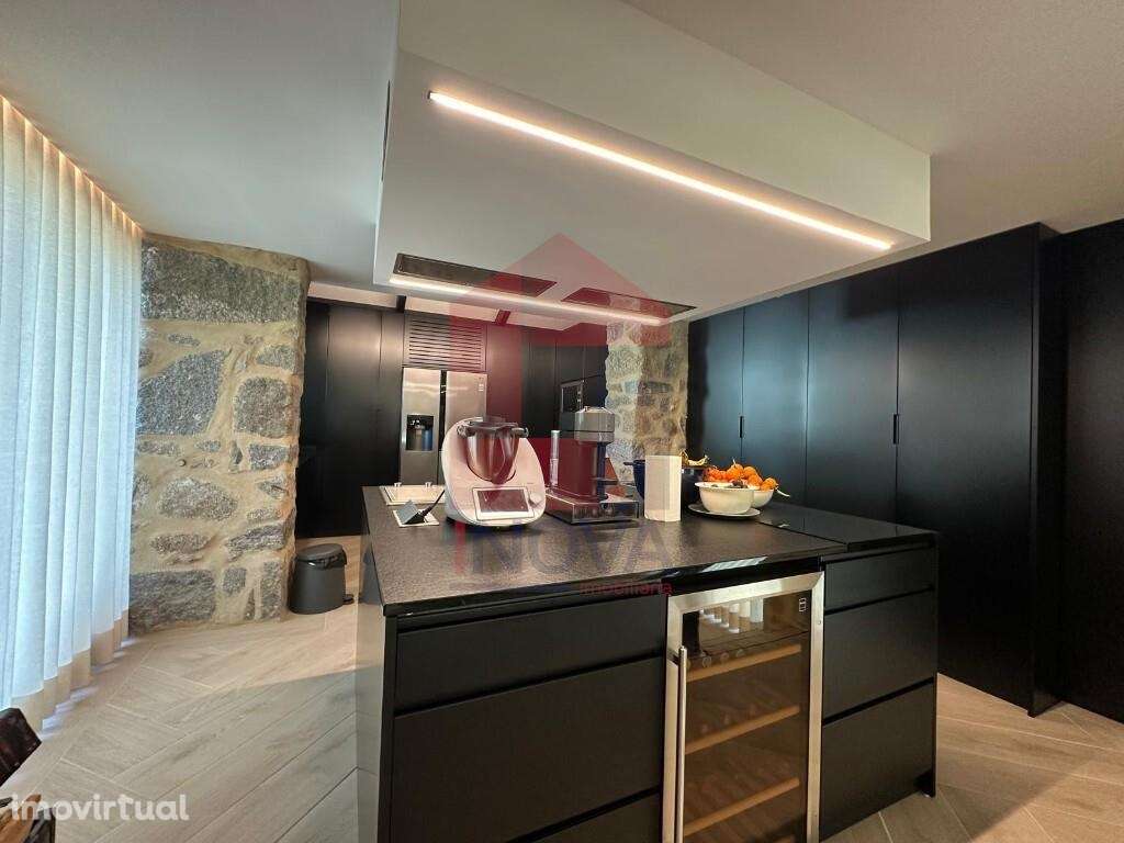 Moradia em pedra, Lanhas - Grande imagem: 4/39