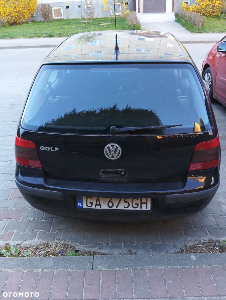 Volkswagen Golf 1.4 Comfortline - 4