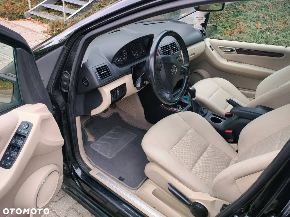 Mercedes-Benz Klasa A 150 Elegance - 16