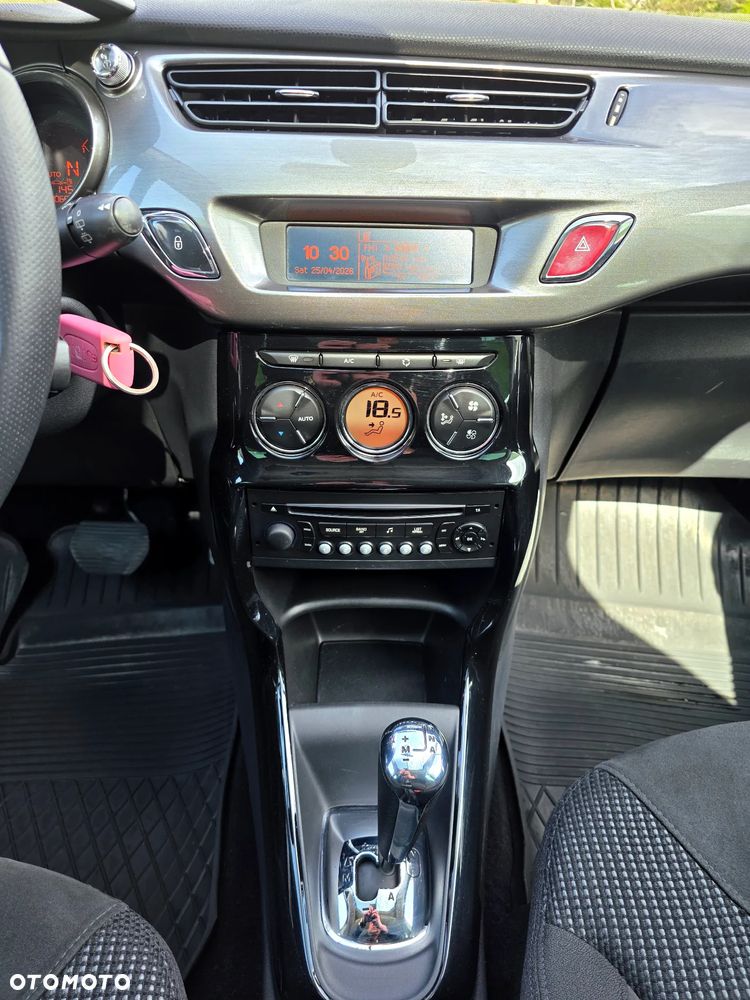 Citroën C3 1.4 VTi Exclusive MAP - 17